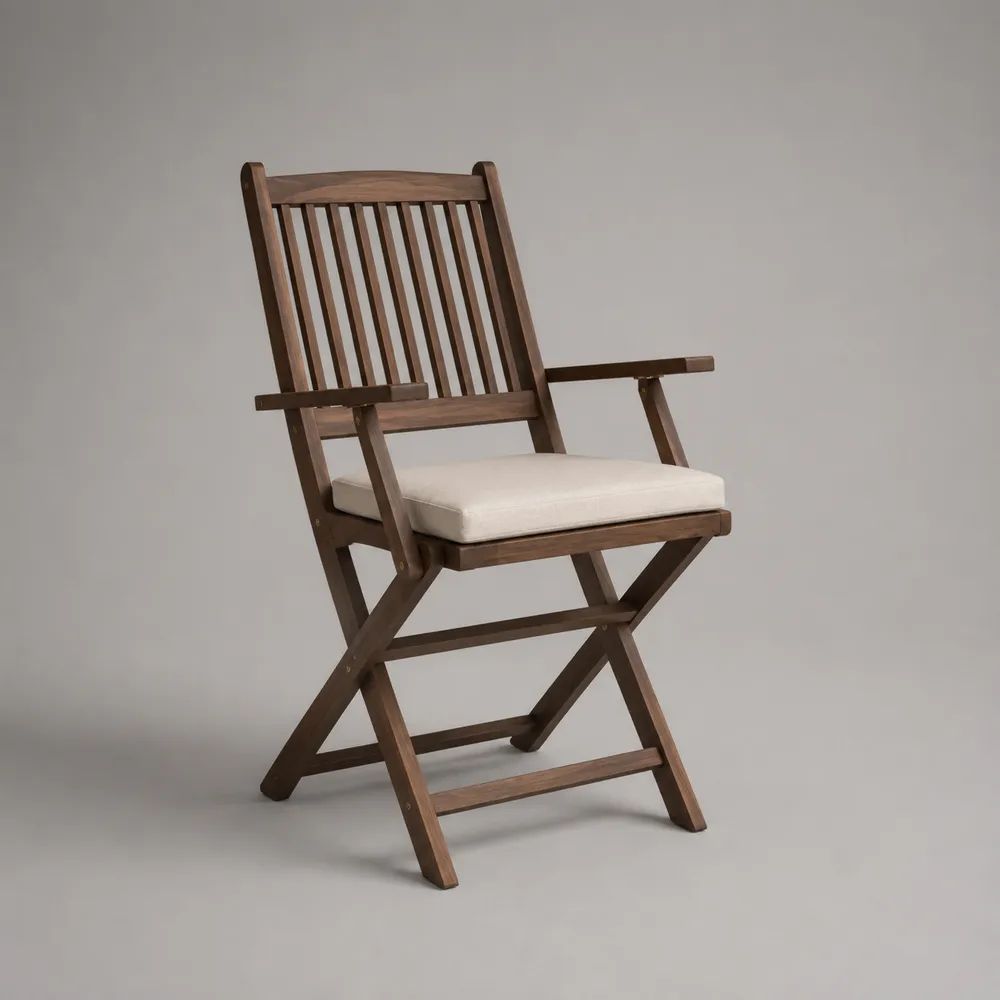 Poltrona da giardino pieghevole in legno massello di acacia con braccioli e cuscino crema, 57 × 63 × 91 cm